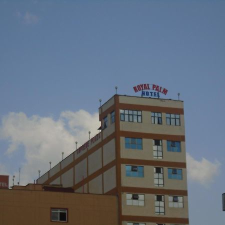 Royal Palm Hotel And Suites 나쿠루 외부 사진